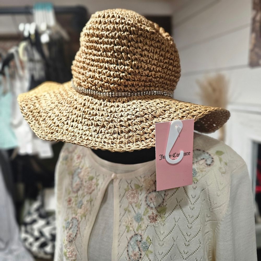 Nwt Juicy Couture Hat With Bendable Rim